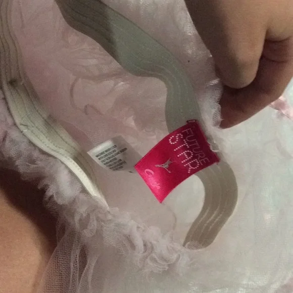 Children’s pink tutu - Picture 4 of 4
